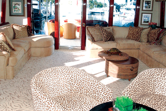 94′ Lazzara Motor Yacht